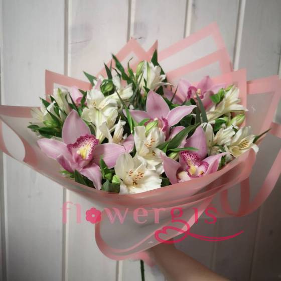 Жемчужная красавица